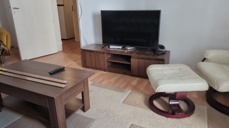 Titan, Nicolae Grigorescu stradal, 5 minute metrou,