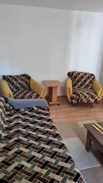 Titan, Nicolae Grigorescu stradal, 5 minute metrou,